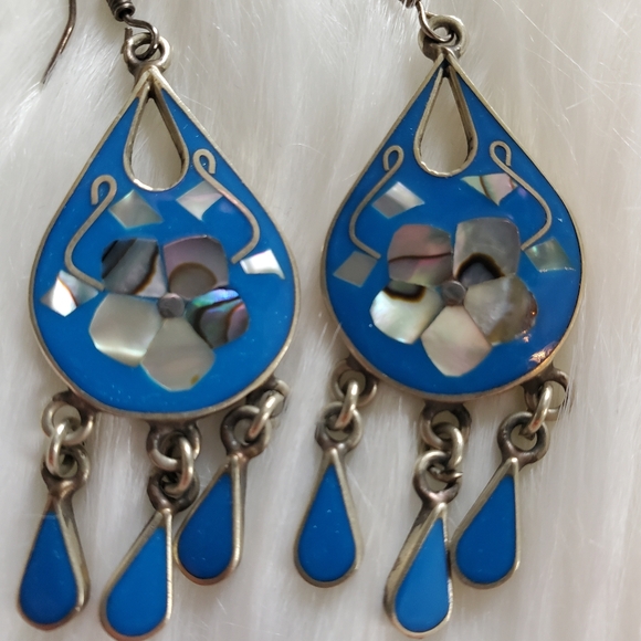 Cobalt Mexican blue and silver dangle earrings with flower design in center. - Picture 2 of 4